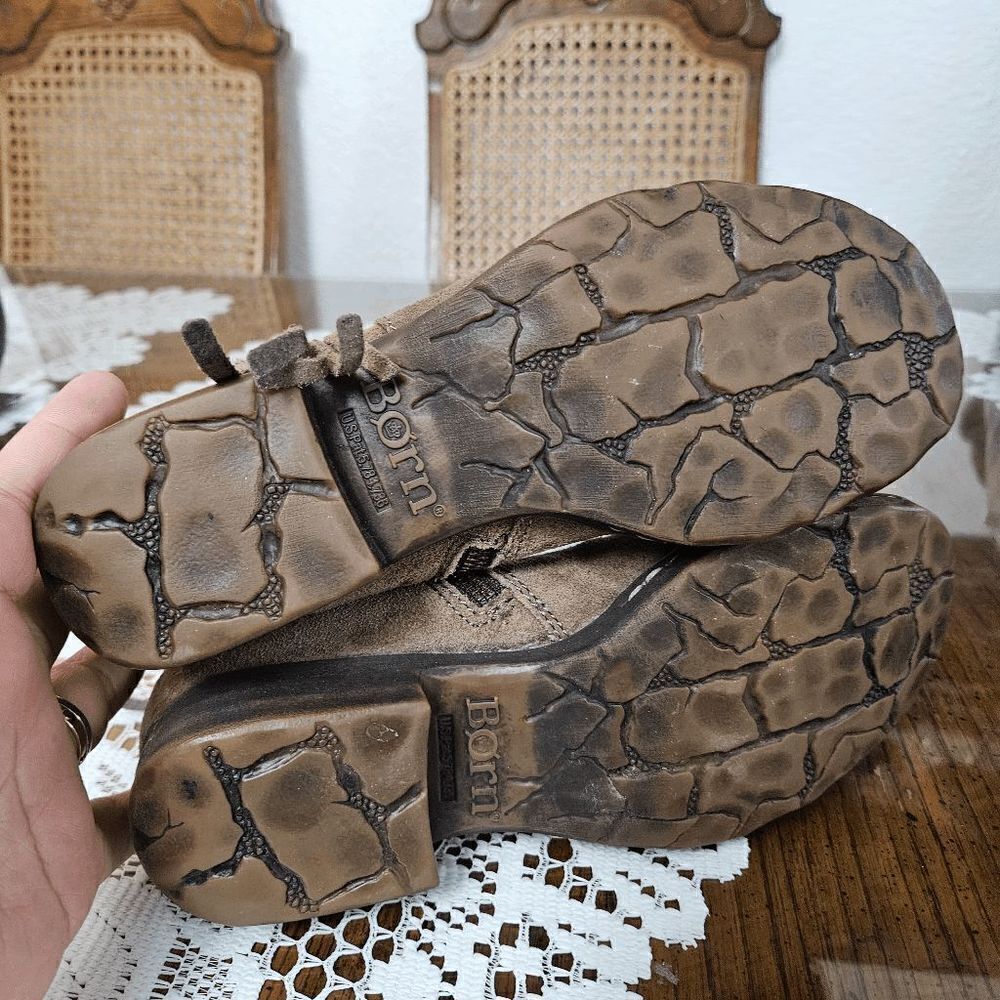 Born Boots for women - Picture 8 of 9
